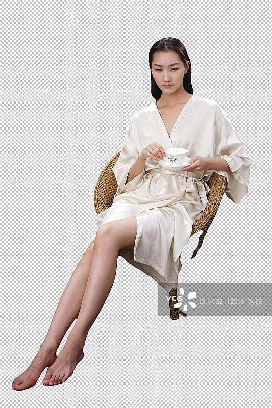 年轻女人喝咖啡图片素材