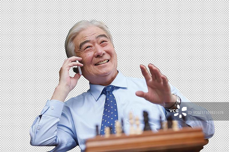 一个老年男人正在打电话图片素材