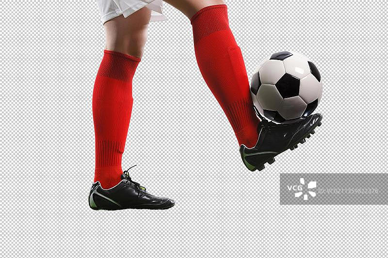 足球运动员踢球图片素材