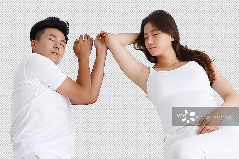 青年夫妇在卧室睡觉图片素材