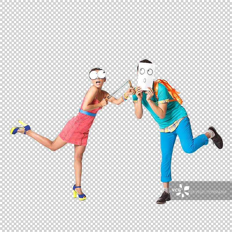 恶作剧的青年男女图片素材