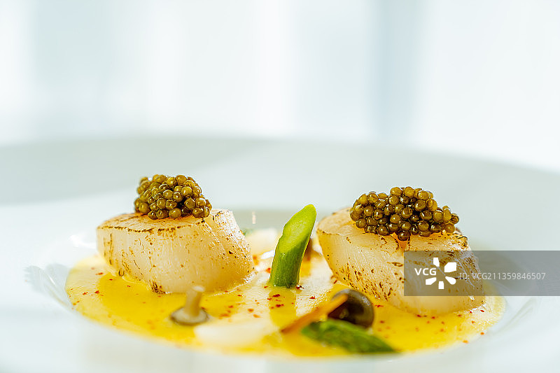 鱼子酱的美食搭配图片素材