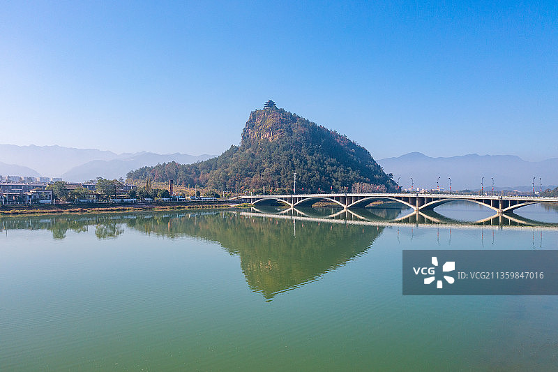 浙江丽水松阳县独山蟾峰阁图片素材