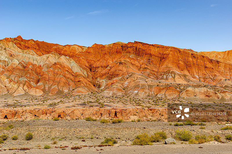 晴朗天气的中国甘肃酒泉玉门魔山国家地质公园红柳峡谷图片素材