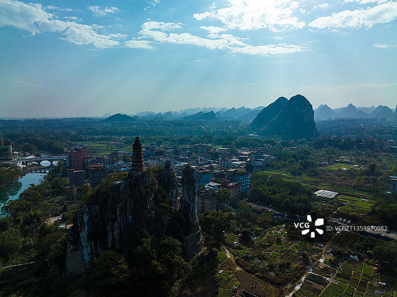 桂林穿山公园航拍图片素材