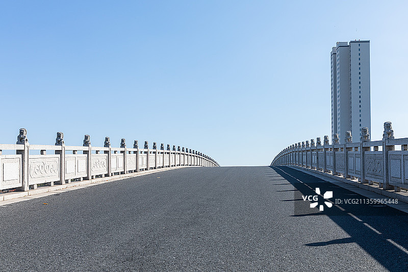 桥九孔桥园林建筑路公路湖泊河流水图片素材