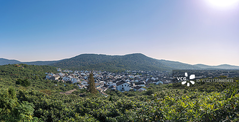 江苏 登高远望东山景区陆巷古村全景图片素材