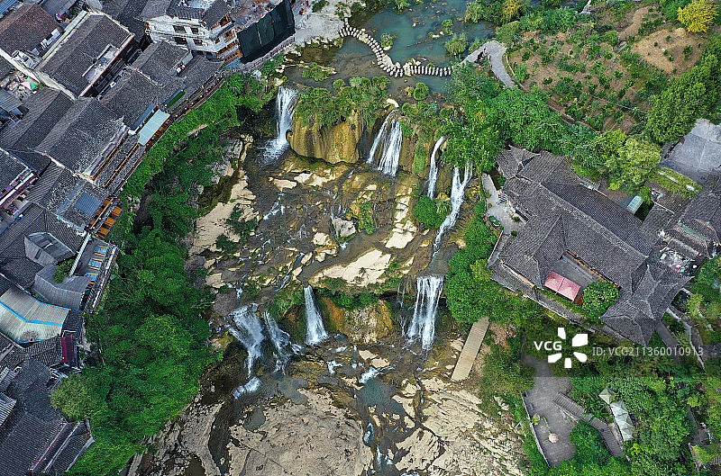 湖南省湘西土家族苗族自治州永顺县芙蓉镇航拍图片素材