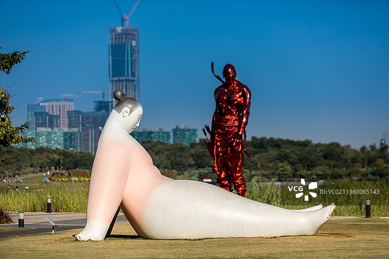 深圳市人才公园公共艺术季艺术雕像图片素材
