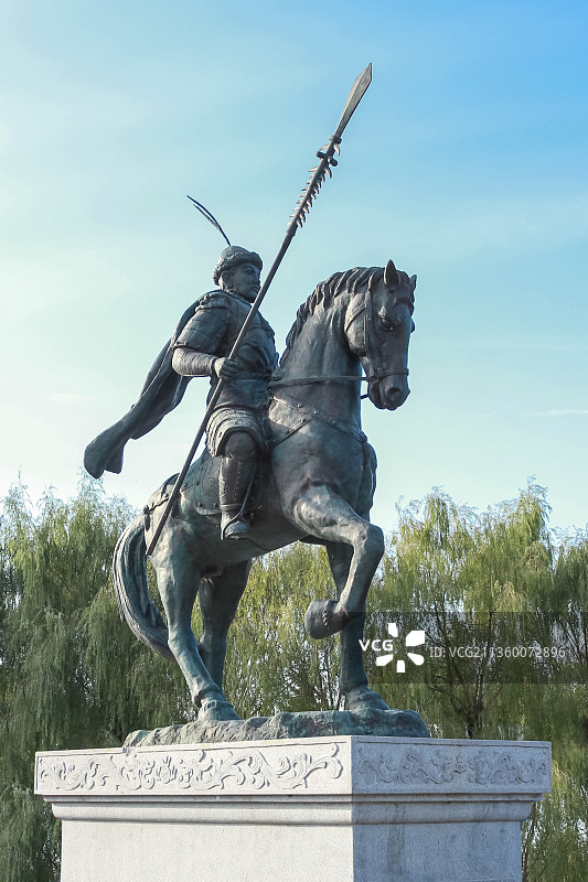 哈尔滨阿城，金秦王 完颜宗翰 雕像图片素材