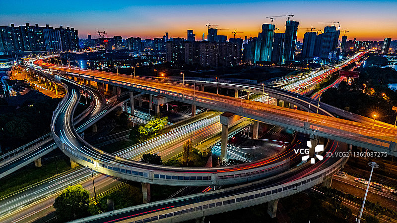湖南长沙万家丽高架和马栏山立交桥城市夜景图片素材