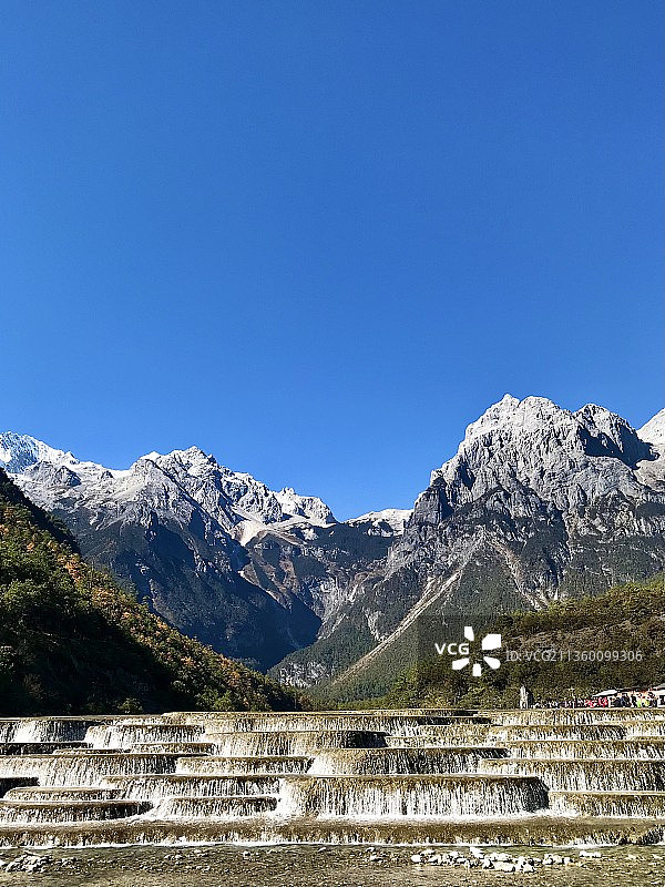 玉龙雪山蓝月谷图片素材