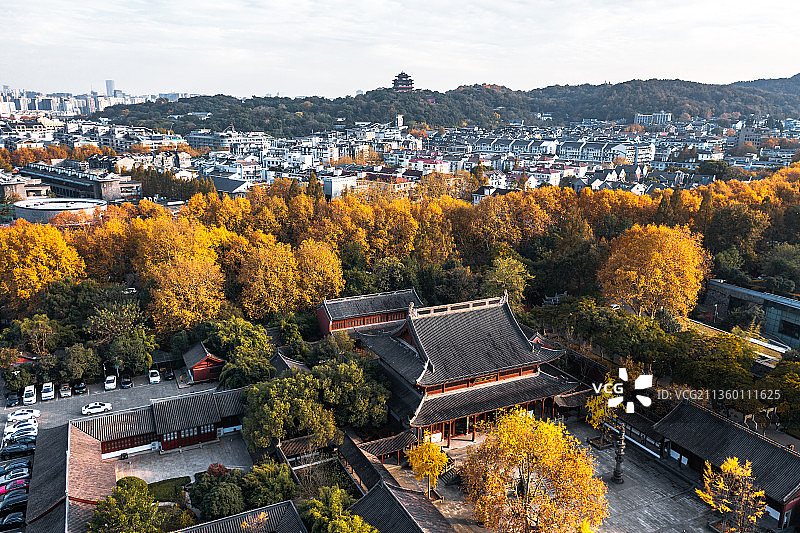 秋天的杭州西湖古建筑航拍图片素材
