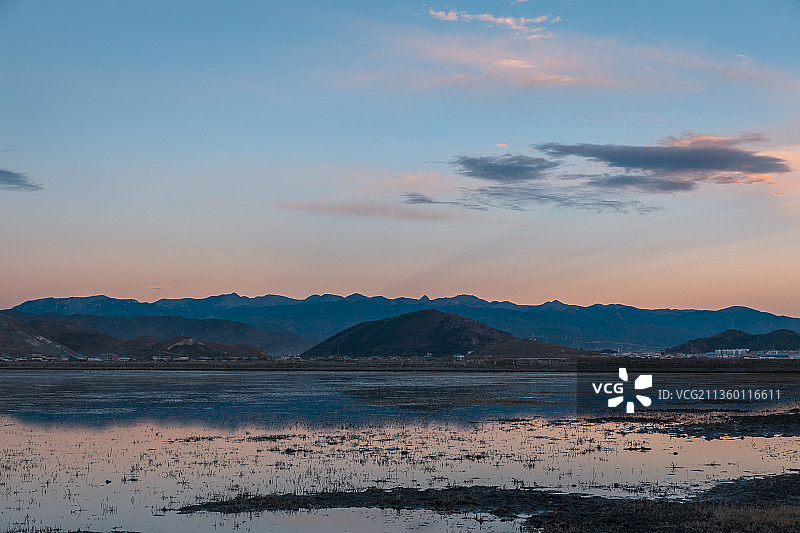 云南省迪庆州香格里拉市纳帕海湿地公园图片素材