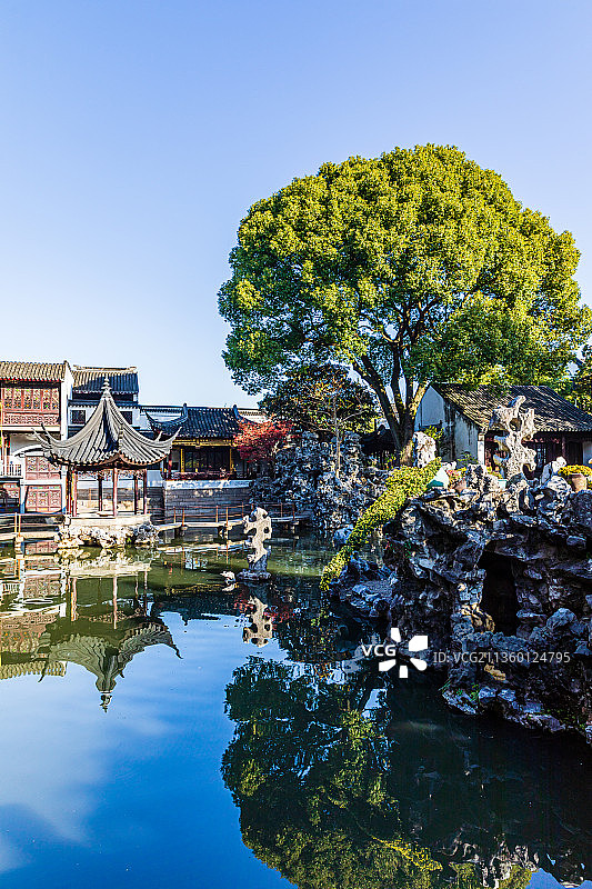 江苏苏州园林狮子林之秋图片素材