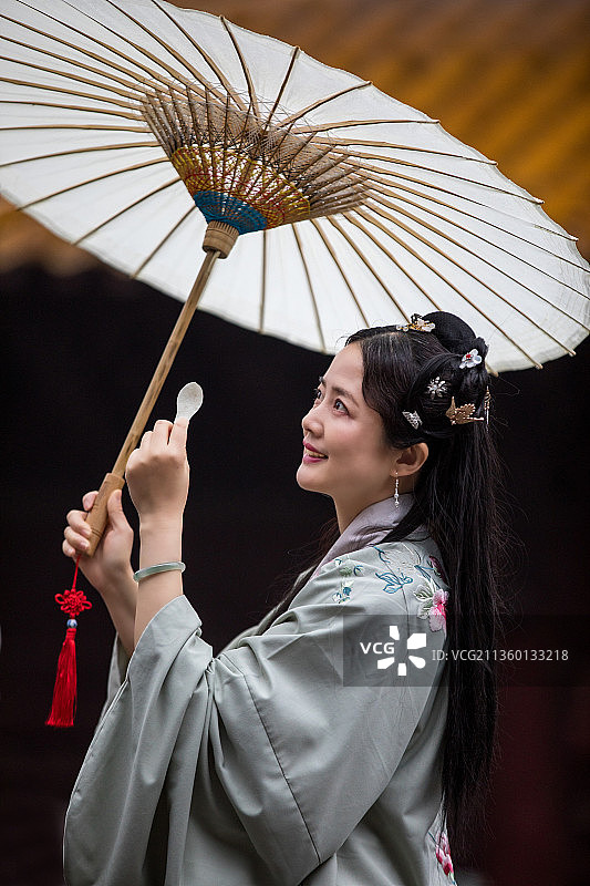 汉服与宫墙图片素材