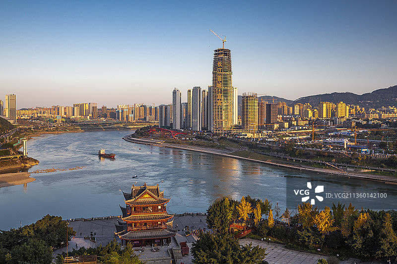 一江清水向东流——冬季的宜宾三江口图片素材
