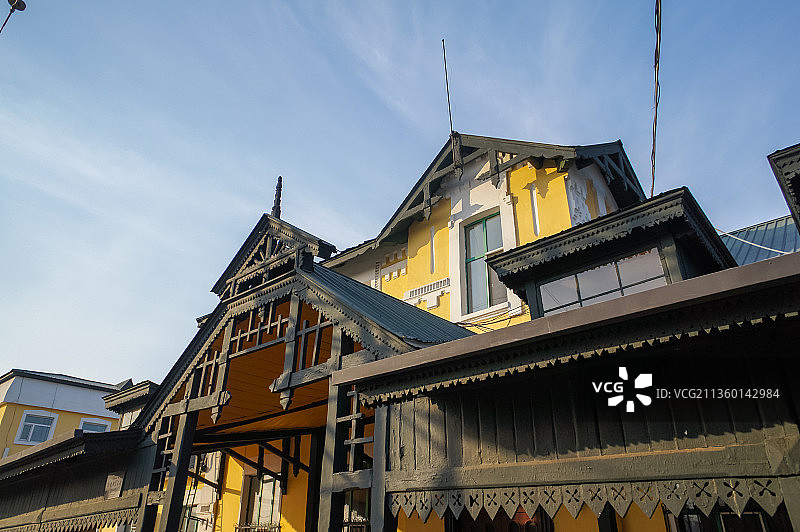 黑龙江省齐齐哈尔市昂昂溪区火车站，中东铁路车站，俄式建筑车站图片素材