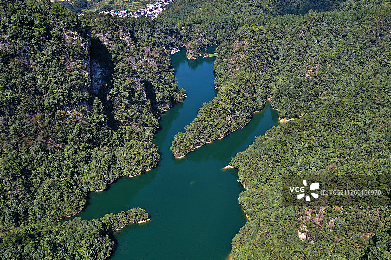 湖南省张家界市武陵源风景名胜区宝峰湖景区航拍图片素材