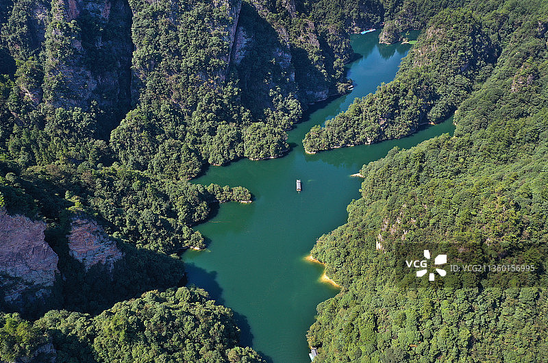 湖南省张家界市武陵源风景名胜区宝峰湖景区航拍图片素材