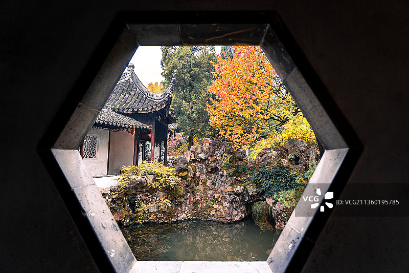 园林窗外图片素材