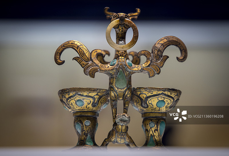 铜朱雀衔环杯图片素材