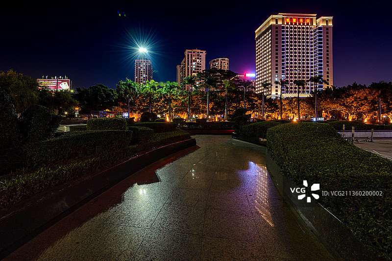 东莞长安广场夜景图片素材