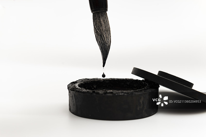 墨水滴图片素材