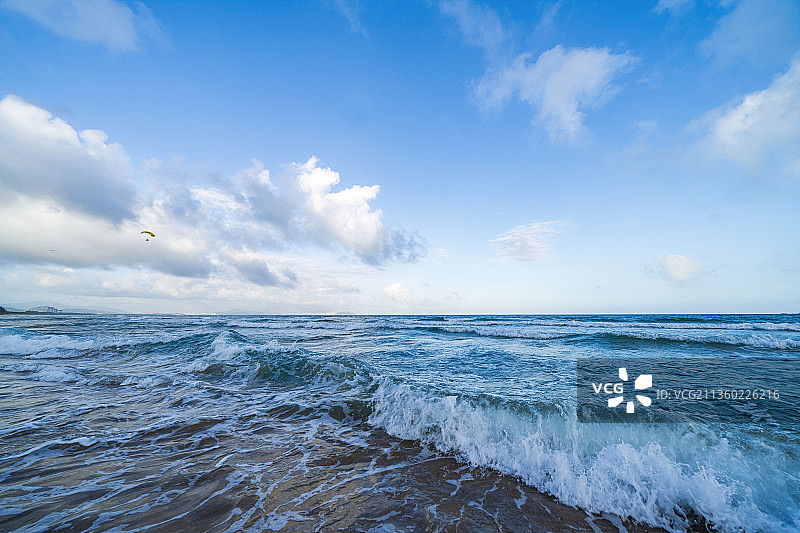 三亚海棠区海棠湾海景蓝天白云风景图片素材