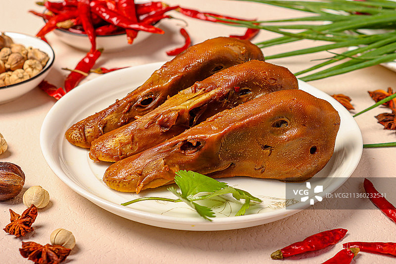 卤味鸭头图片素材