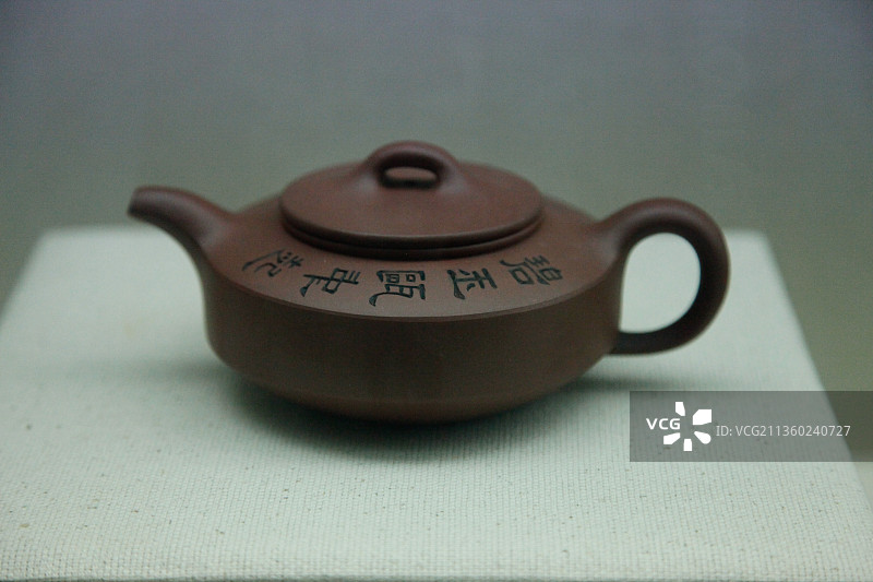 茶壶 陶罐 紫砂壶 茶道 茶具 名壶 古董 宜兴紫砂壶图片素材