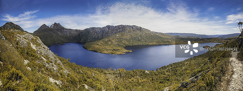 摇篮山罗德韦湖泊山脉全景，澳大利亚塔斯马尼亚图片素材