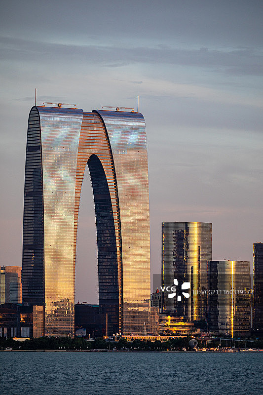 江苏苏州工业园区金鸡湖景区风光图片素材