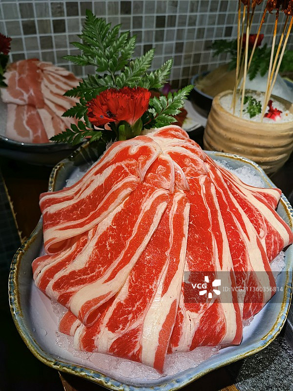 一盘牛肉片图片素材