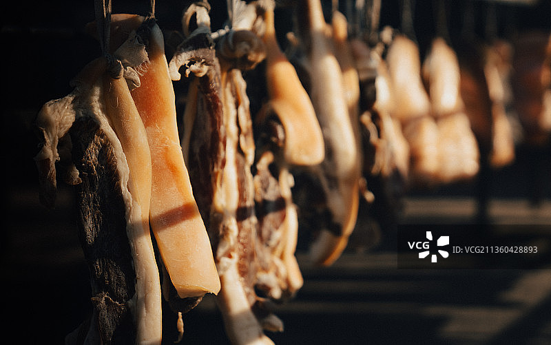 年味晒腊肉咸鱼香肠图片素材