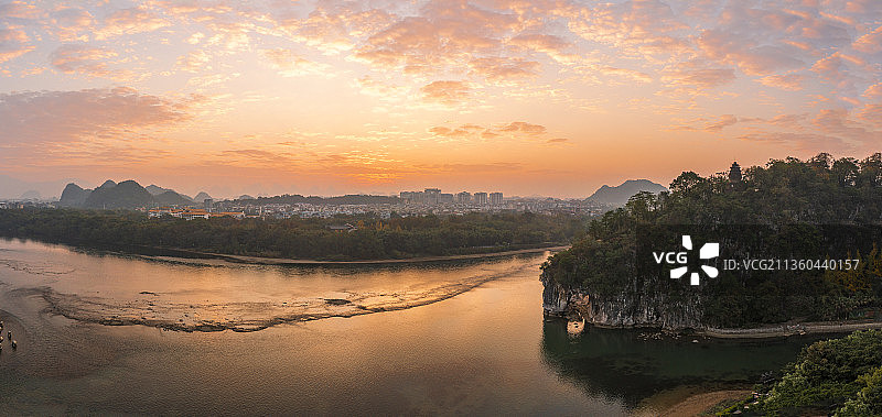 航拍桂林漓江象鼻山景区图片素材