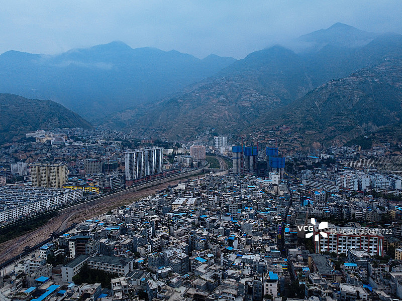 陇南 武都区 滨河路 兰海高速 滨江公园 白龙江 长江大道图片素材