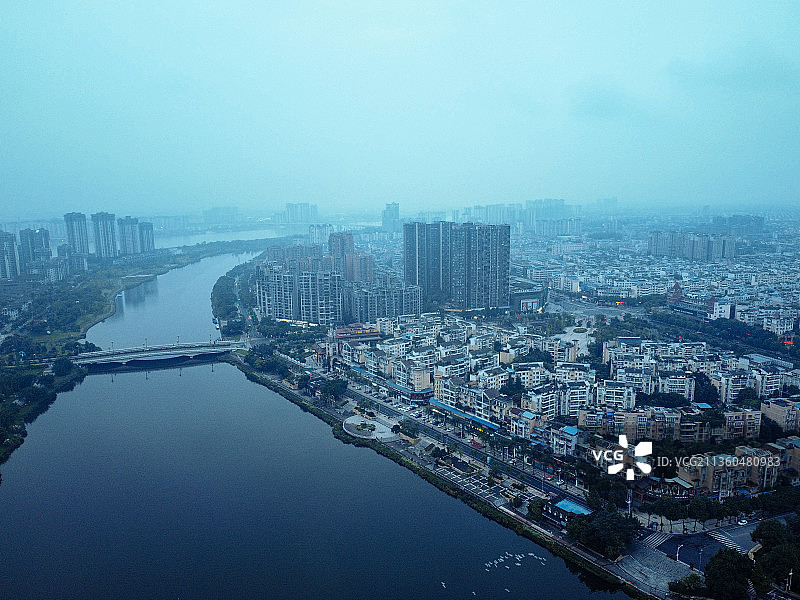 眉山市 东坡区 滨湖路 远景楼 湿地公园 东坡大道图片素材