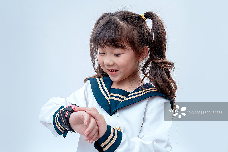 快乐的小女孩图片素材