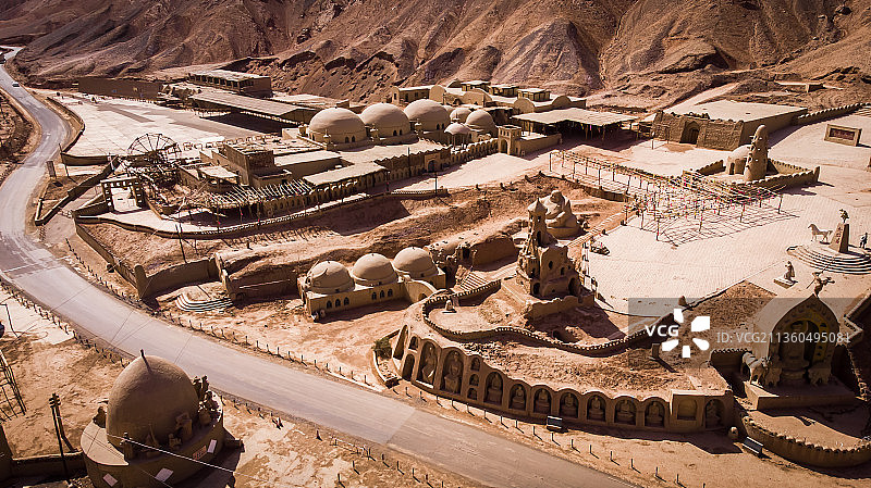 中国 新疆 吐鲁番 火焰山后山图片素材