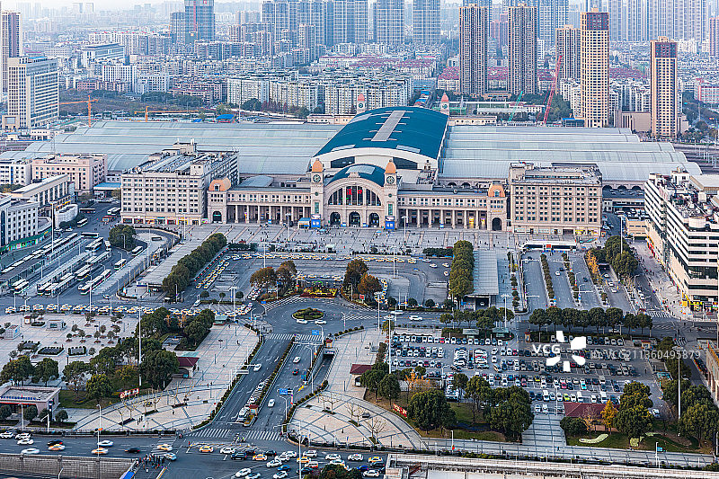 武汉市江汉区汉口火车站前广场图片素材