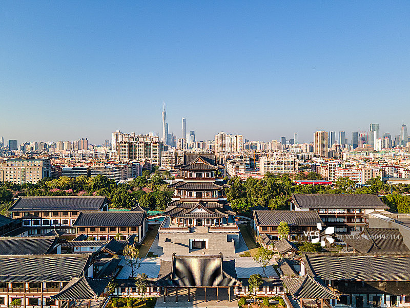 航拍视角下的广州文化馆新馆图片素材