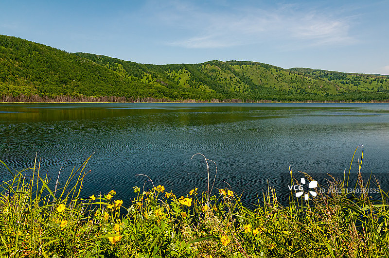 内蒙古阿尔山国家公园杜鹃湖夏天风光图片素材