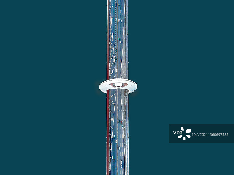 奔驰的车流图片素材