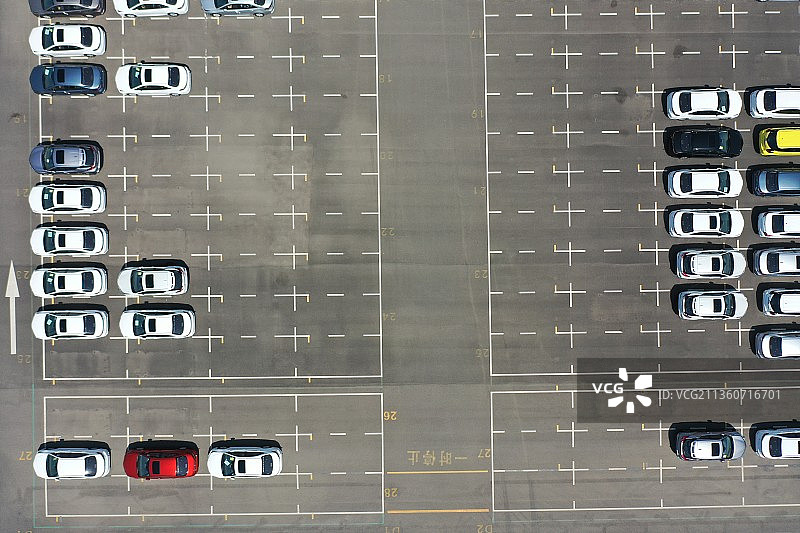 航拍现代汽车工业区图片素材
