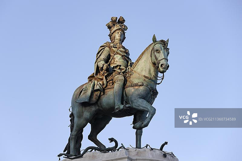 葡萄牙里斯本商业广场的约瑟夫一世国王雕像图片素材