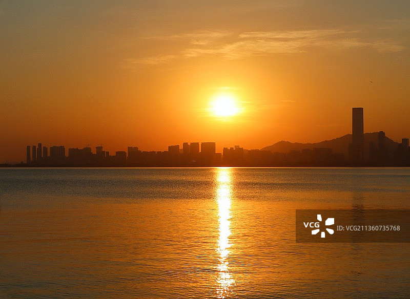 日落时的深圳湾公园图片素材