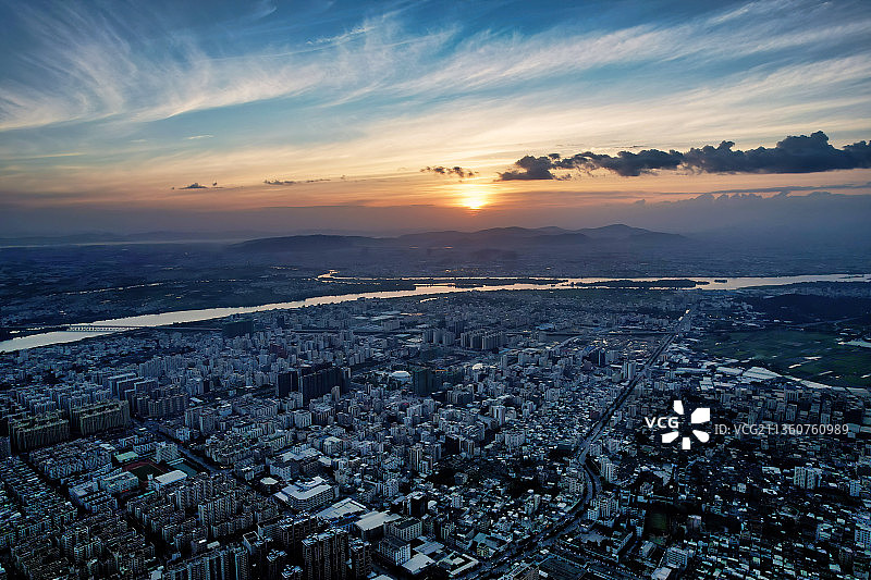 澄海日落流水的方向图片素材