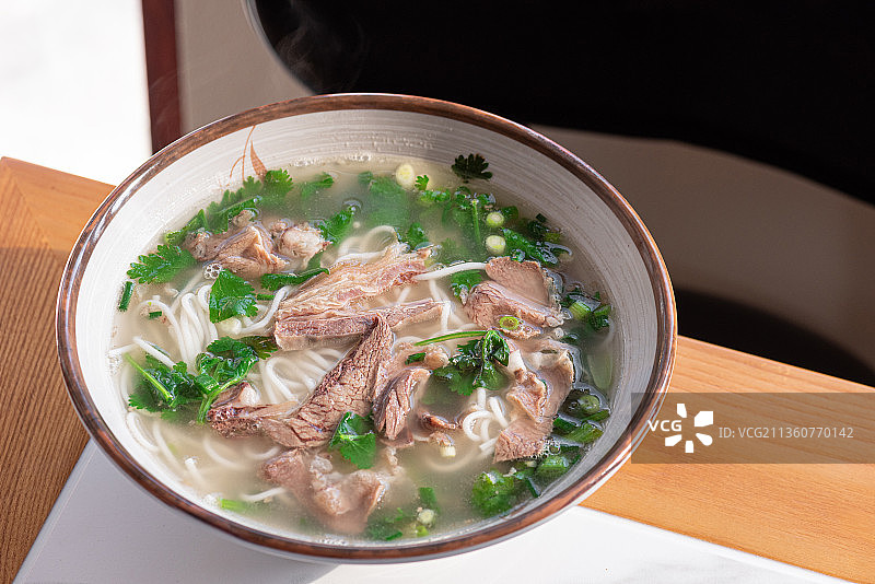 鲜香美味的羊肉汤粉图片素材