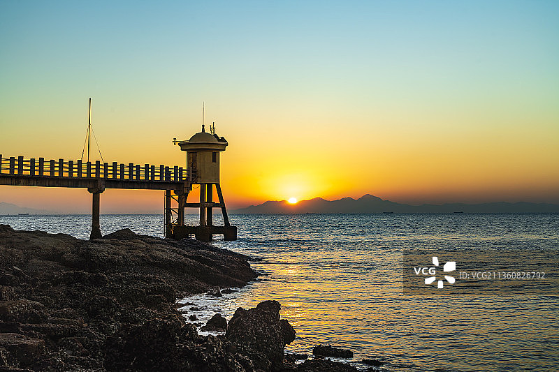 珠海淇澳岛纱淇湾日出图片素材